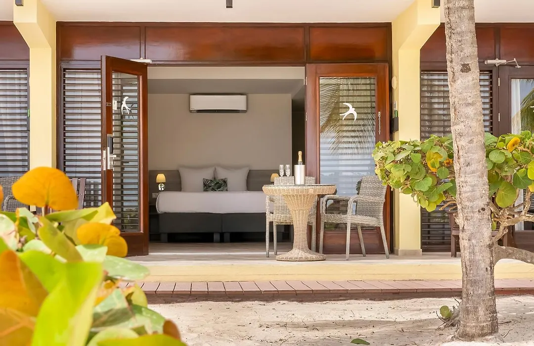 Lionsdive Beach Resort-1